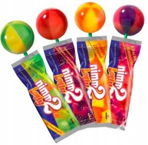Nimm2 Lollipops mit Doppelfruchtgeschmack und Vitaminen