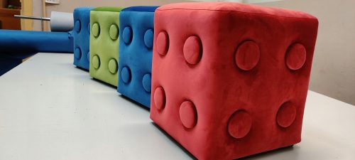  NEUER LEGO WÜRFELPUFF!! 35X35 VIELE FARBEN!!