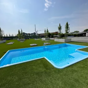 PoolsFACTORY GROUP rechteckiger Pool 920 x 500 cm
