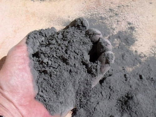 Basaltmehl 25 kg - Natürlicher und ökologischer Bodenverbesserer