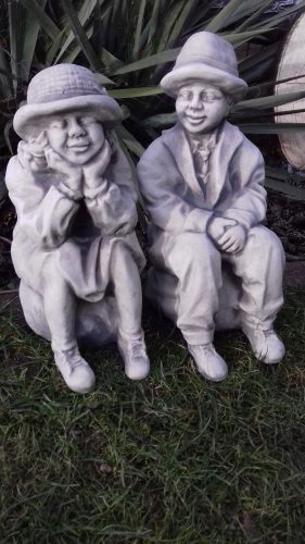  Gartenfigur, Gartenfiguren von Großvater und Großmutter