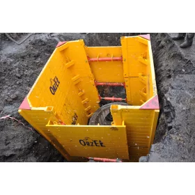 SCHALUNG FÜR AUSGRABUNGEN - NACH 2,5 x 2,5!!!