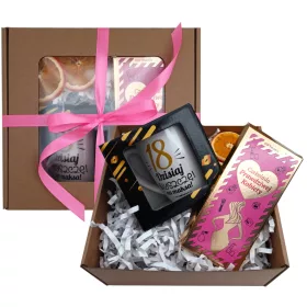  Ein Geschenkset für ein Mädchen zum 18. Geburtstag