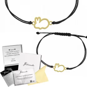    Vergoldetes Armband mit einer Widmung in Form eines Kaninchens