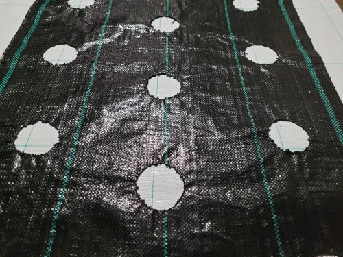 Agrartextil - Landwirtschaftliches Mulchgewebe (Anti-Unkraut) Agro-Cover schwarz 110 x 500 cm 90 g/m²