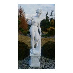  Skulptur auf einem Sockel, eine Dame mit einem Apfel, Eva