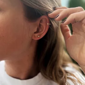  Vergoldeter, handgefertigter 2-mm-Ohrhörer