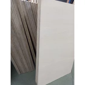  Rubia-Hartholzsperrholz 4 x 2500 x 1250