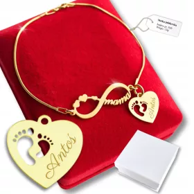  Armband aus 925er Gold mit Gravur „Mom Heart Feet“.