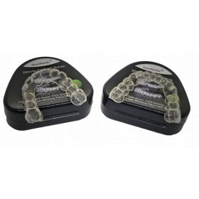  Geformte Zahnaufhellungsschienen oben und unten