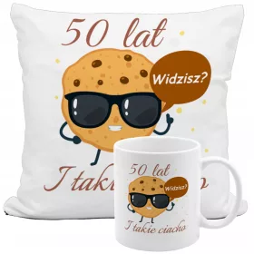    Ein Set aus Tasse, Kissen, 50. Geburtstag, Geburtstagskind, Geburtstagskind als Geschenk