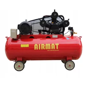 Ölkompressor Airmat W-0.67/8 7.5HP 200L 80x3 200 l 8 bar