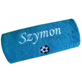    Geschenk zum Kindertag - Handtuch mit der Aufschrift „STICKENDER NAME“.