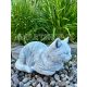 Gartenfigur Entspannte liegende Katze als Dekoration