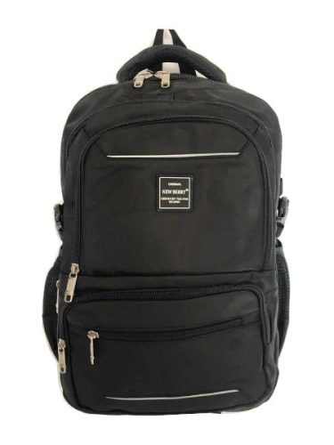  Schwarzer Schulrucksack mit mehreren Fächern
