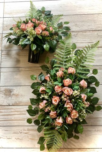  Set aus Vaseneinsatz + Grabdeko-Blumenstrauß