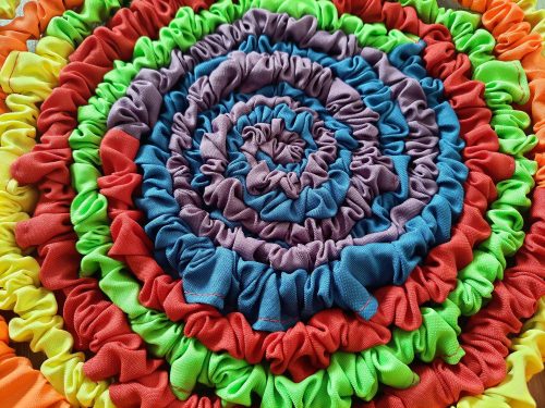  SENSORISCHES GUMMI, Regenbogen-ANIMATION, zum Tanzen, Spielgummi für Animatoren, 7 m