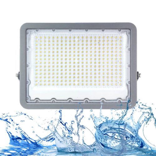 Halogen kaltweiß 20000 lm 200 W