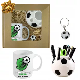    GESCHENKSET für einen FUSSBALLSPIELER, EINEN FUSSBALLFAN, eine Tasse, einen Schlüsselanhänger und eine Werkzeugkiste zum GEBURTSTAG