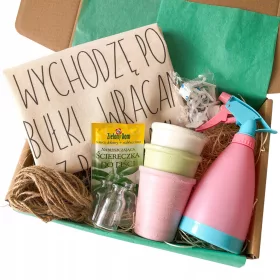    Ein Geschenk für einen Pflanzenliebhaber. Ein Set für einen Botaniker