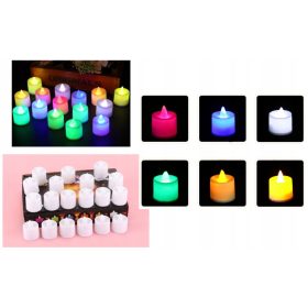    LED-Einsatz für eine Kerze, eine grüne Kerze und eine Lampe