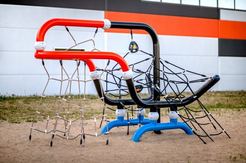 Spielplätze im Garten Buglo-Spielplatz mit Autogramm von Jurek Owsiak