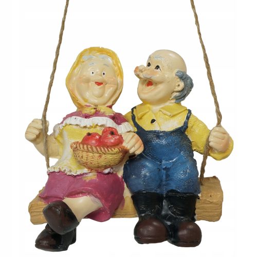 Figur als Geschenk zum Großelterntag. Schaukel, Anhänger, Dekoration
