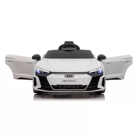  Audi E-Tron White + batteriebetriebenes Auto für Kinder