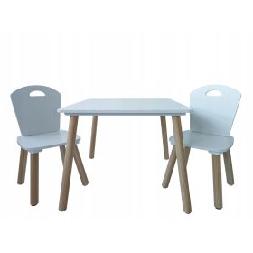  Ein Set aus Tisch und 2 Stühlen für Kinder