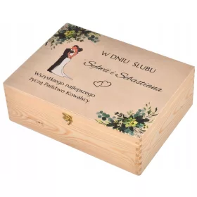    Personalisierte Holzkiste als Hochzeitsgeschenk für Brautpaare