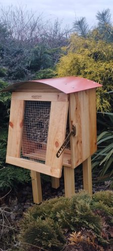Bienenstöcke und Zubehör UL Schilfbienenhaus