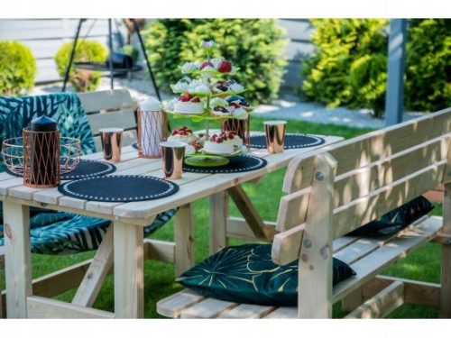 Ein Satz Garten- und Terrassenmöbel Miedziński Gartenmöbel-Set, Holz, graue Gartenmöbel, 3-teilig.