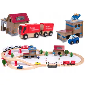    HOLZBAHN, BATTERIEBETRIEBENE ELEKTRISCHE EISENBAHN AUS HOLZ, Waggons, Gleise, 88-tlg.