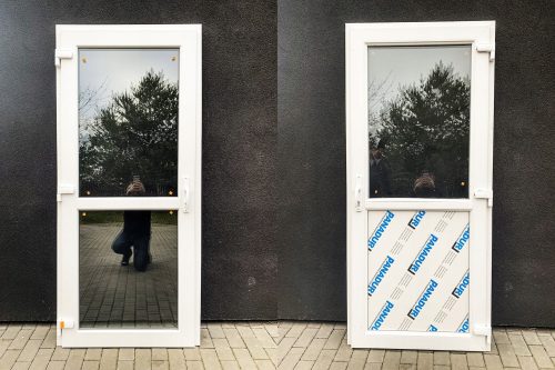 Tür links, rechts außen Porta PVC 90 cm
