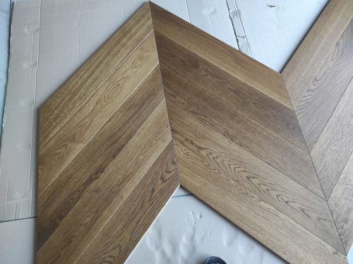 FRANZÖSISCHES HERRINGBONE 14*150*840mm Eichenparkett, Eiche
