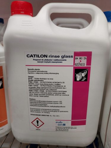 Professionelles Spülen und Polieren von Geschirr – Catilon Spülglas 5L