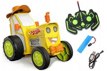  Ein verrückt springender, gesteuerter Traktor
