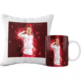    SUPER-BECHER- UND KISSENSET + KOSTENLOSE MUSTER DES FUSSBALLSPIELERS MIT NAMEN LEWANDOWSKI