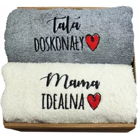    HANDTUCH-SET FÜR ELTERN, GESCHENK ZUM MUTTER- UND VATI-TAG, MIT STICKEREI-SET