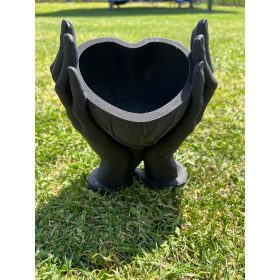  WEISSER KUNSTSTOFF-BLUMENTOPF UNTER DEM BLUMENTOPF-DEKOR