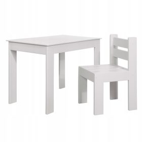  Tisch und Stuhl – aus Holz