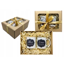    Geschenkset zum Hochzeitstag, bestehend aus zwei Tassen, Geschenkkorb für Ehemann und Ehefrau