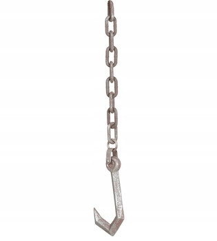  Hängen Sie eine graue Halloween-Kette mit einem Haken an