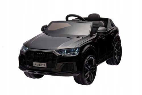  Audi Q7 NEW LIFT Schwarzes Fahrzeug