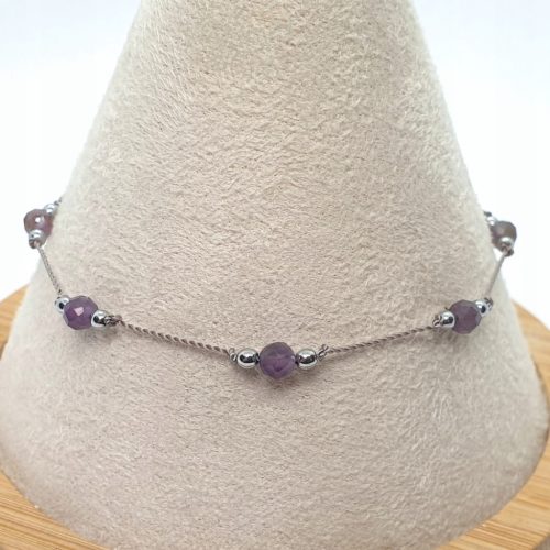  Verstellbares Armband mit Amethyst-LaReine-Steinen