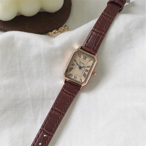  Vintage-Retro-Quarzuhr für Damen – braunes Armband, goldenes Zifferblatt