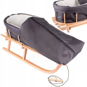    Schlitten mit Schlafsack und Rückenlehne. Schlafsack aus Holzfleece, stabiler Griff