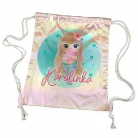    Holografischer rosa Rucksack mit dem Namen „Meerjungfrau“.