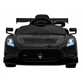  Maserati MC20 GT2 Schwarzes Fahrzeug
