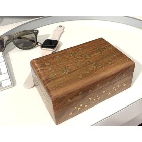    SCHMUCKKASTEN AUS HOLZ IM VINTAGE-STIL. Indische SCHMUCKKASTEN